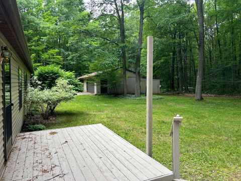 A home in Lincoln Twp