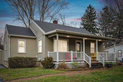 A home in Chikaming Twp