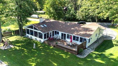 A home in Putnam Twp