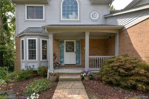 A home in Commerce Twp