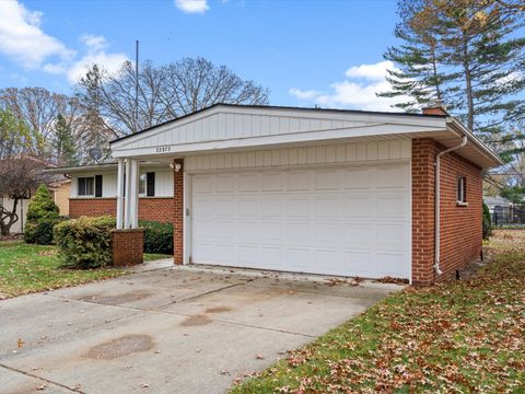 A home in Livonia