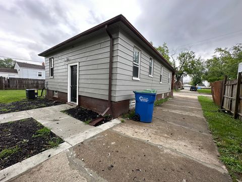 A home in Warren