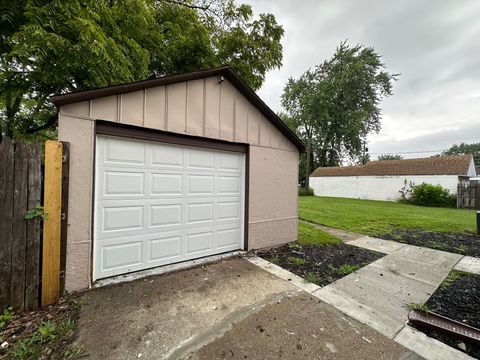 A home in Warren