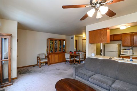 A home in RosevilleCity_Macomb