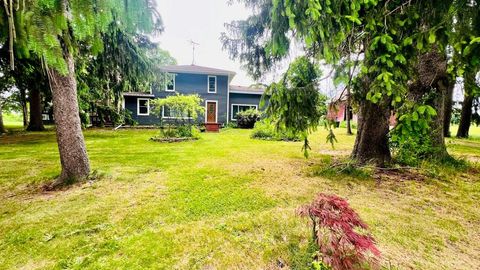 A home in Bloomingdale Twp