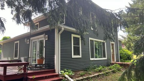 A home in Bloomingdale Twp