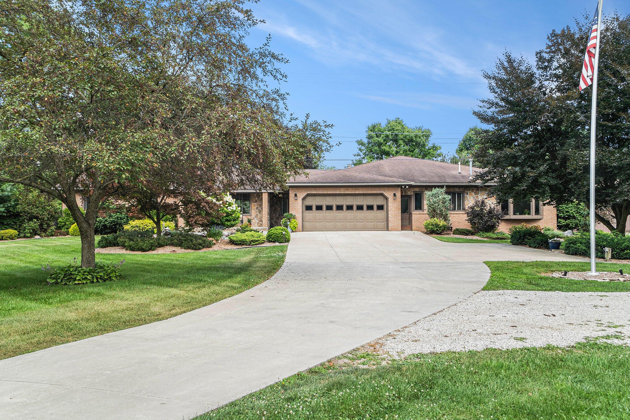 View Van Buren Twp, MI 48111 house