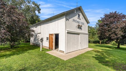 A home in Unadilla Twp