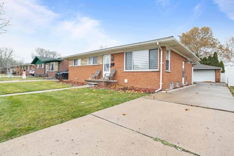 A home in Dearborn Heights