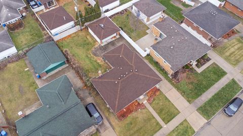 A home in Dearborn Heights