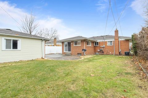 A home in Dearborn Heights