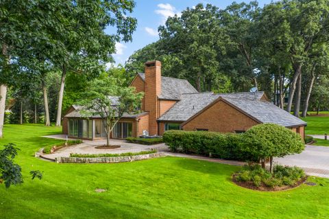 A home in Bloomfield Hills