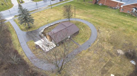 A home in Grand Blanc Twp