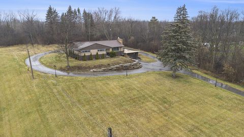 A home in Grand Blanc Twp