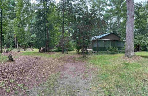 A home in Deep River Twp