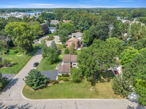 A home in Commerce Twp