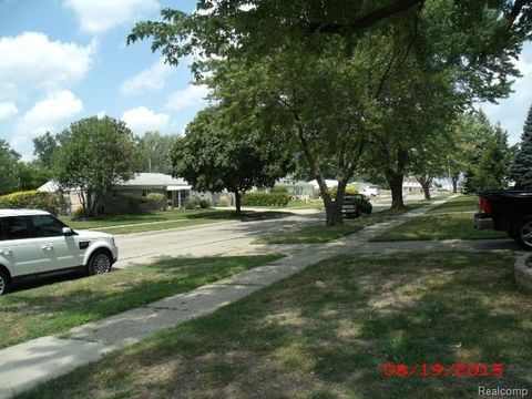 A home in Warren