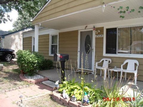 A home in Warren