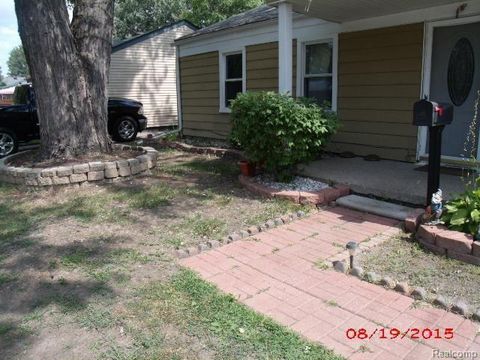 A home in Warren