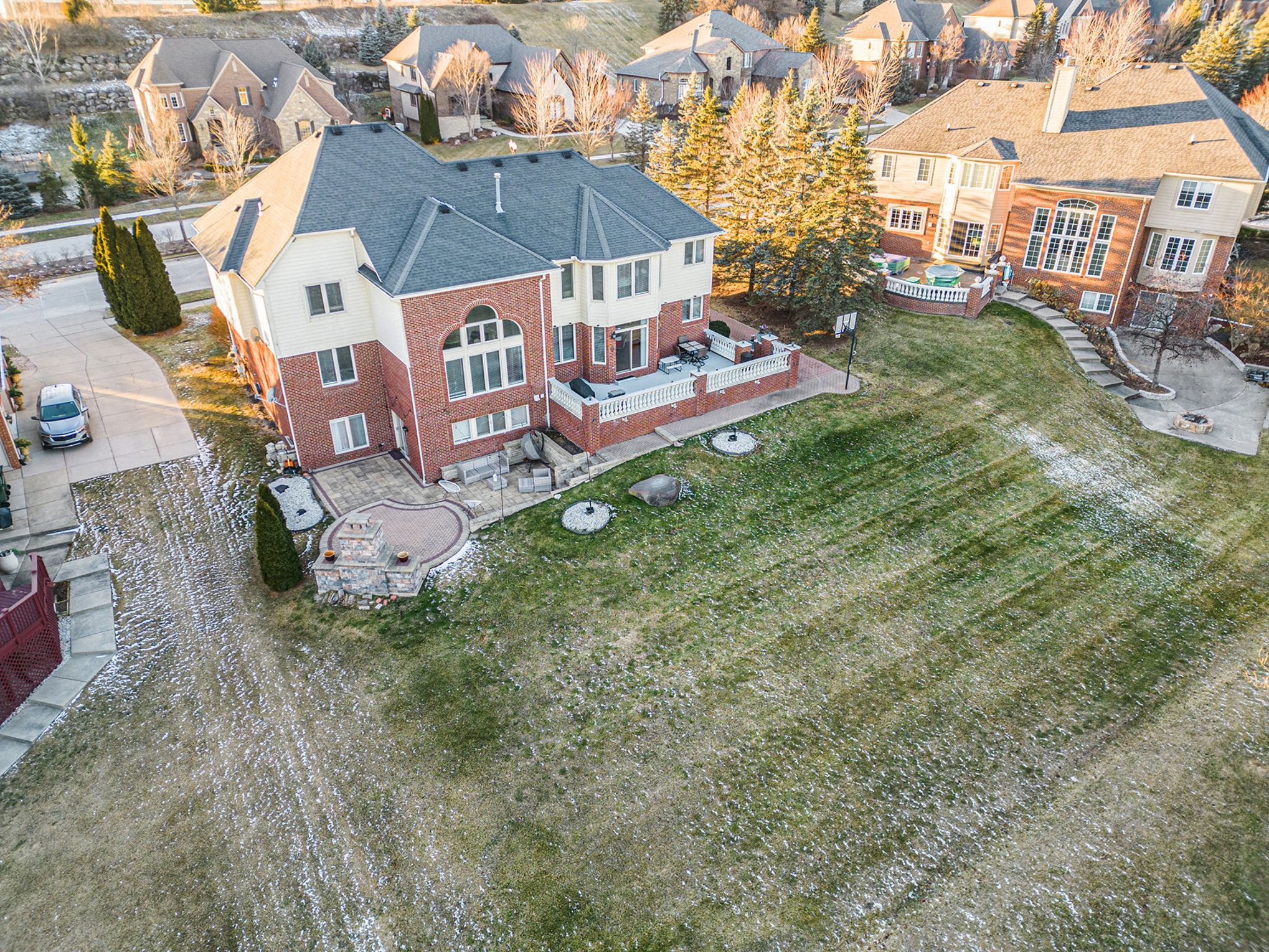 Rochester Hills, Michigan 48306, United States, 6 Bedrooms Bedrooms, ,6 BathroomsBathrooms,Residential,Pending,18649