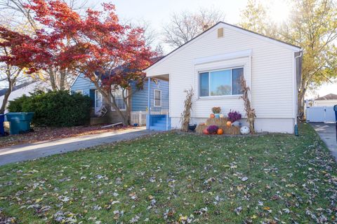 A home in Lincoln Park