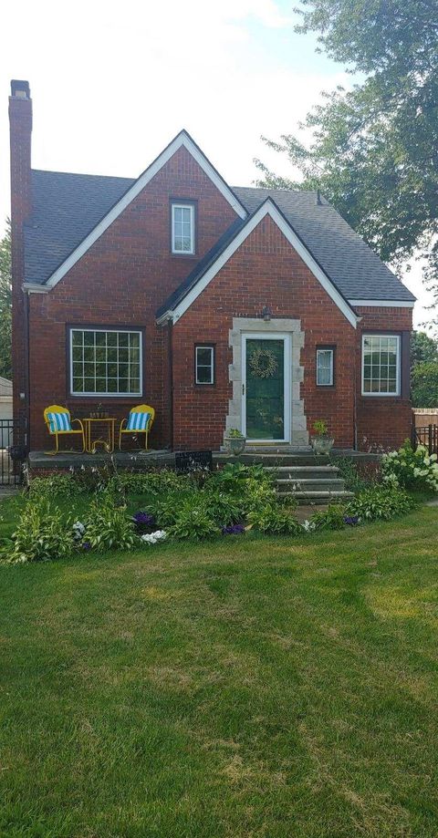 A home in Warren