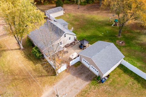 A home in Pennfield Twp