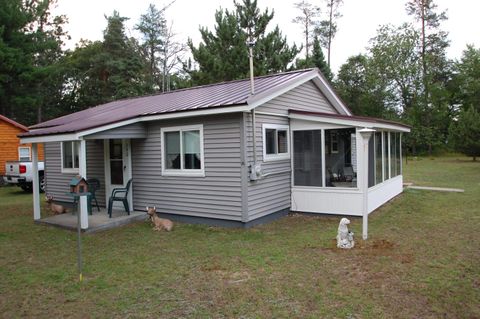 A home in Richfield Twp