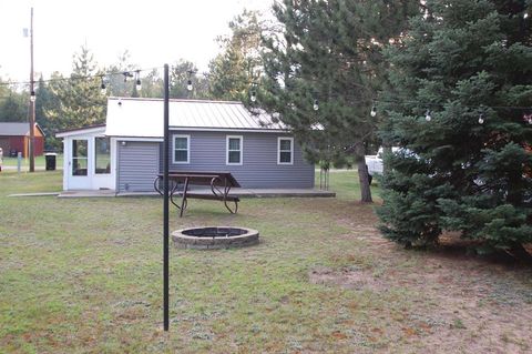 A home in Richfield Twp