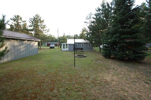 A home in Richfield Twp