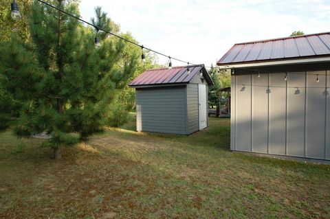 A home in Richfield Twp