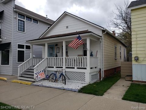 A home in Marine City