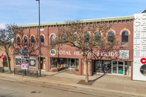 2948 BIDDLE Avenue Wyandotte City MI 48192