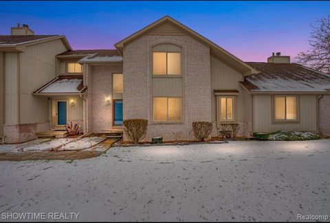 A home in ClintonCharterTownship_Macomb
