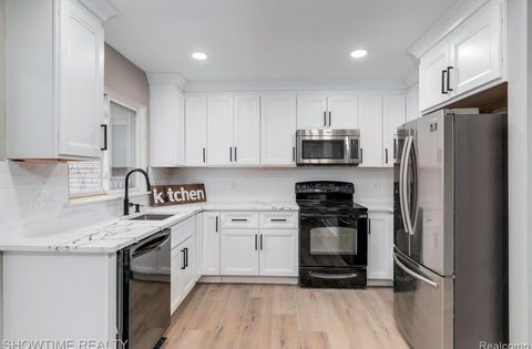 A home in ClintonCharterTownship_Macomb