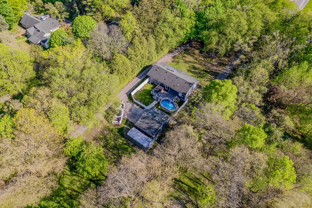 View Van Buren Twp, MI 48111 house