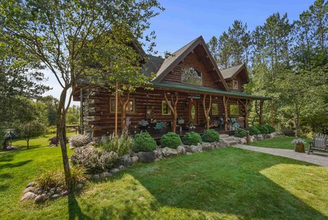 A home in Clam Union Twp