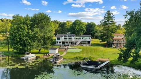 A home in Somerset Twp