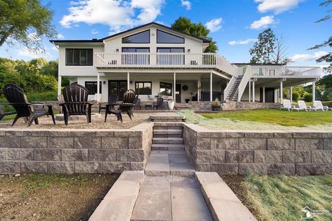 A home in Somerset Twp