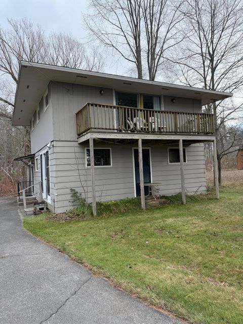 A home in Bear Lake Twp