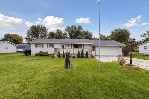 A home in Indianfields Twp