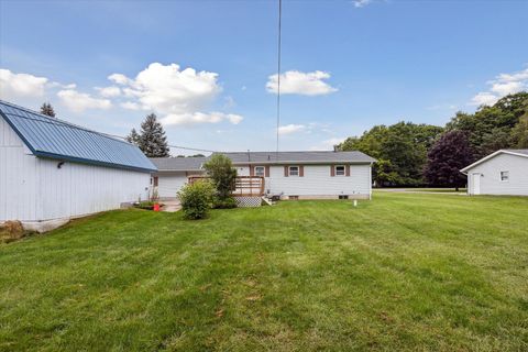 A home in Indianfields Twp