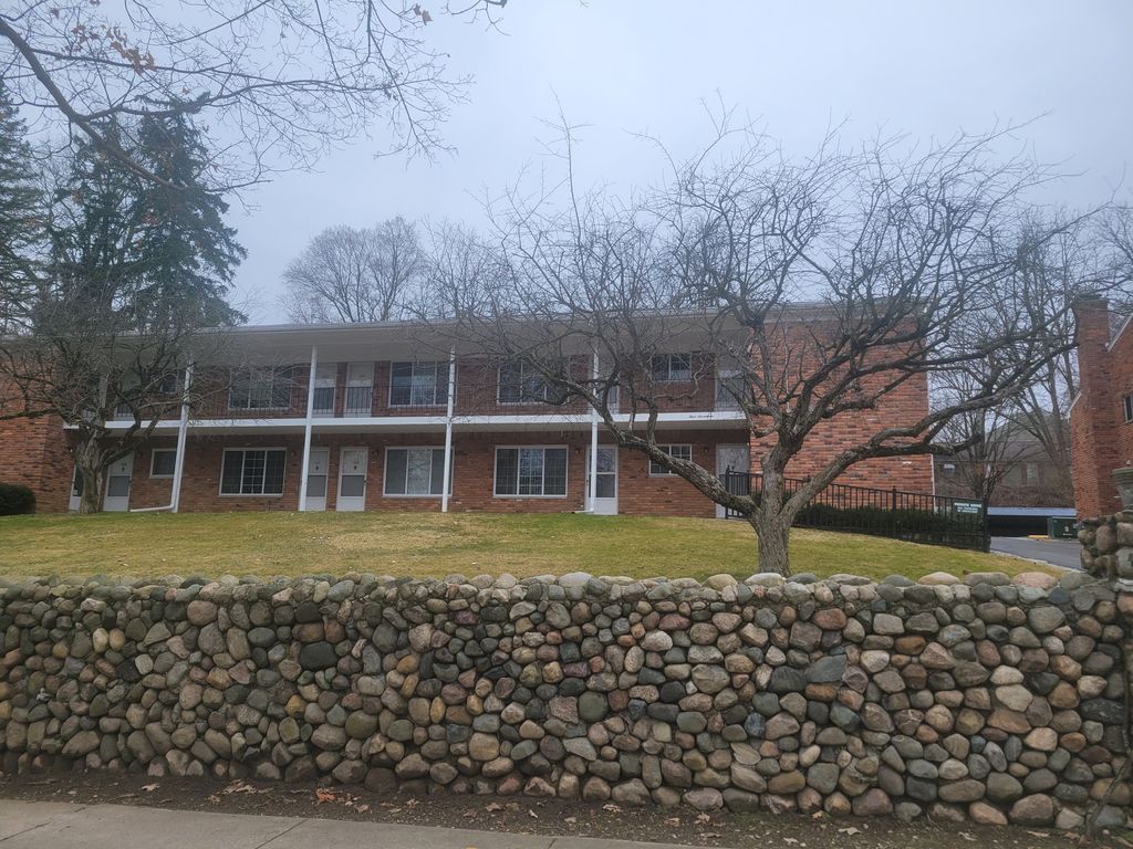 listing image 0