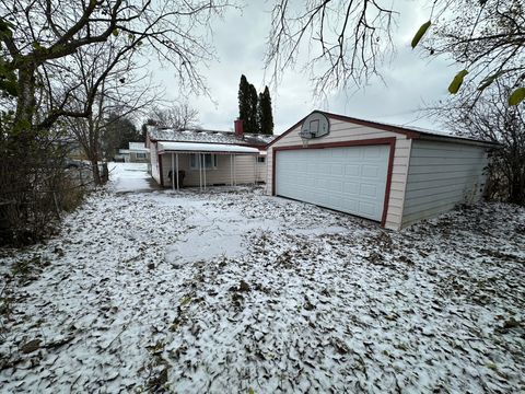 A home in Pontiac