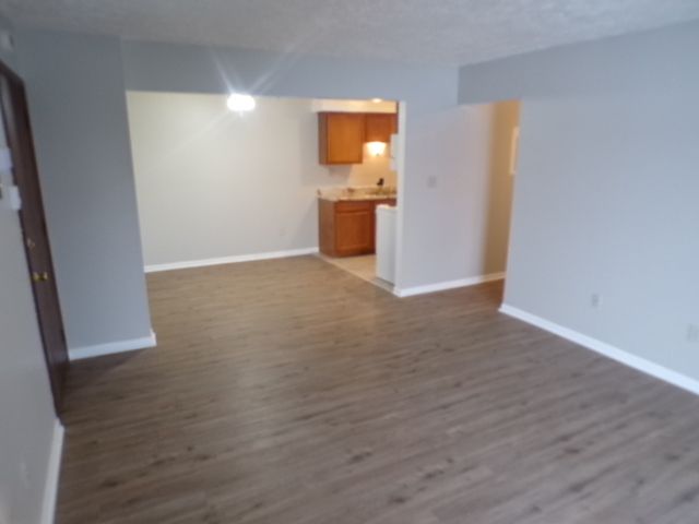 125 E VAN RIPER Road 3