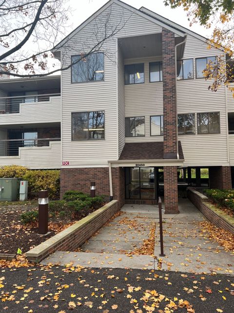 A home in Farmington Hills