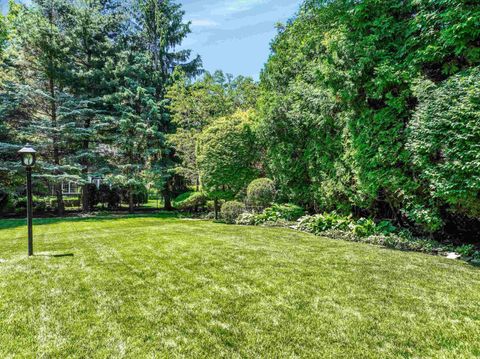 A home in Grosse Pointe Farms