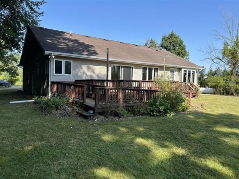 A home in Kenockee Twp