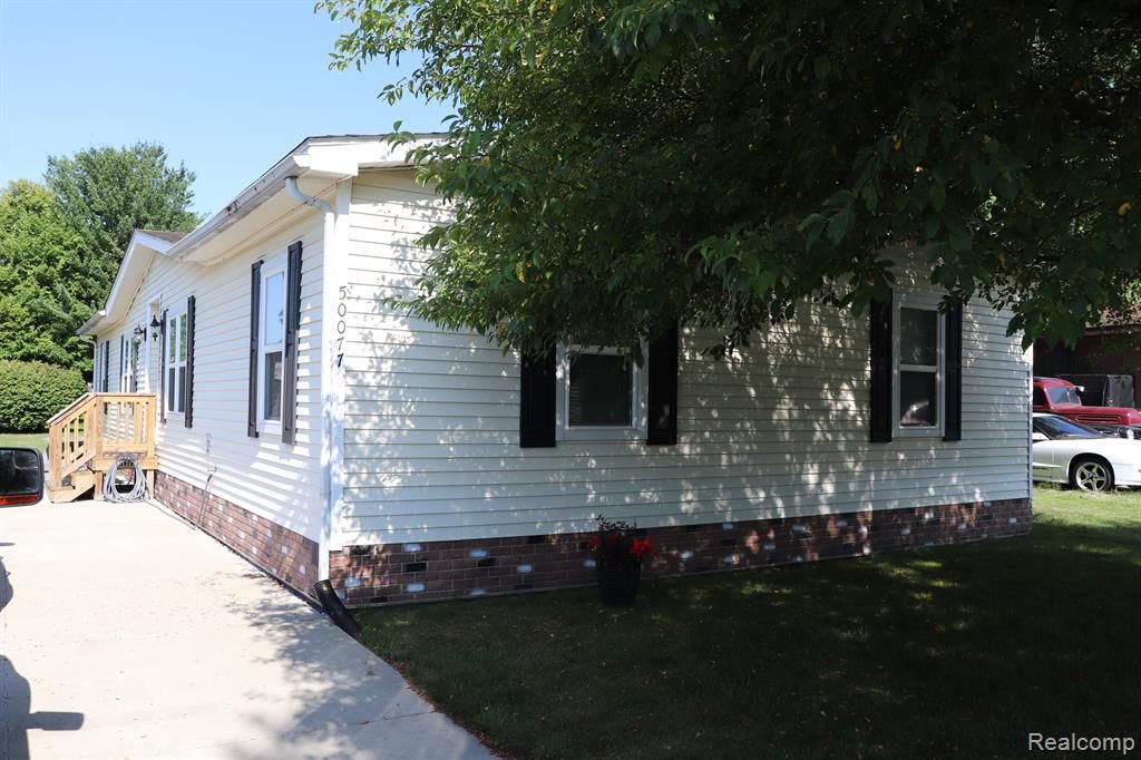 View Shelby Twp, MI 48315 mobile home