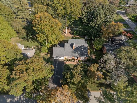 A home in Bloomfield Twp